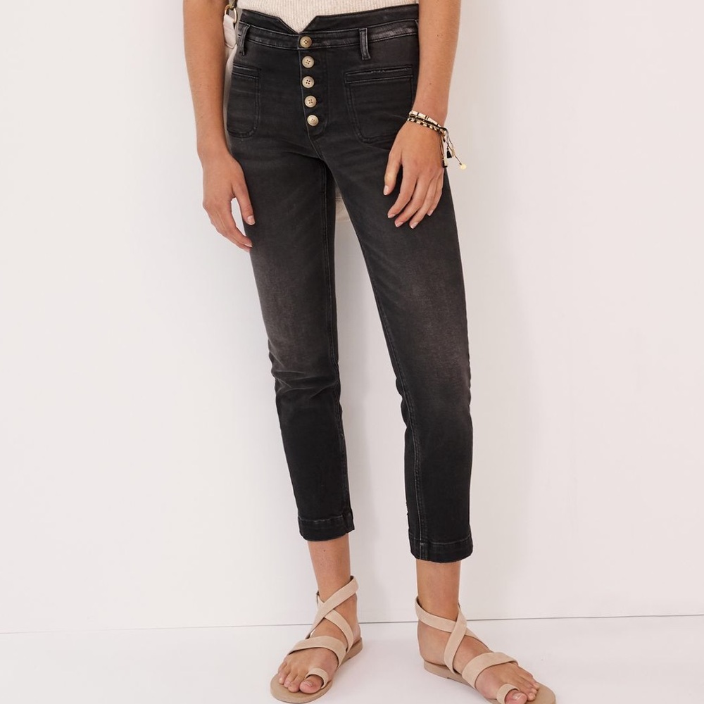 Anthropologie 
 ULTRA HIGH-RISE SLIM UTILITY JEANS - Picture 2 of 4